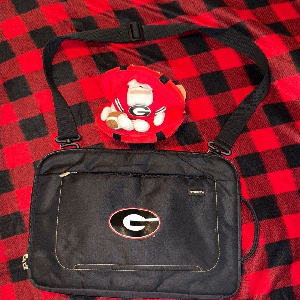 Georgia Bulldogs Black Messenger Bag
